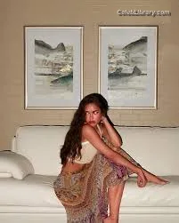 Marissa Reyes photo 2 of 10