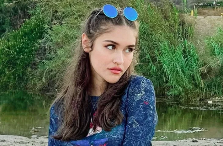 Marissa Reyes photo 3 of 10