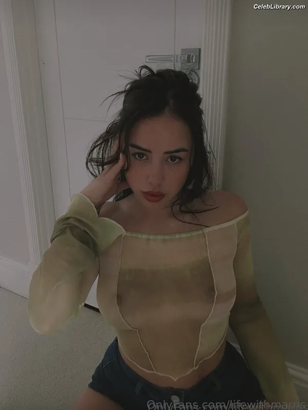 Marnie Simpson photo 15 of 661