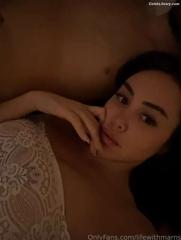 Marnie Simpson photo 9 of 661