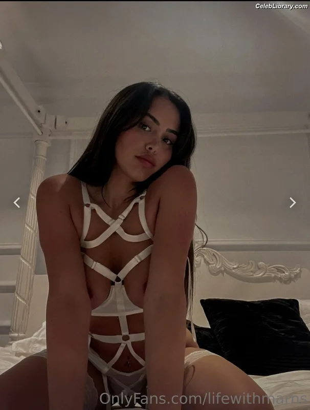 Marnie Simpson photo 20 of 661