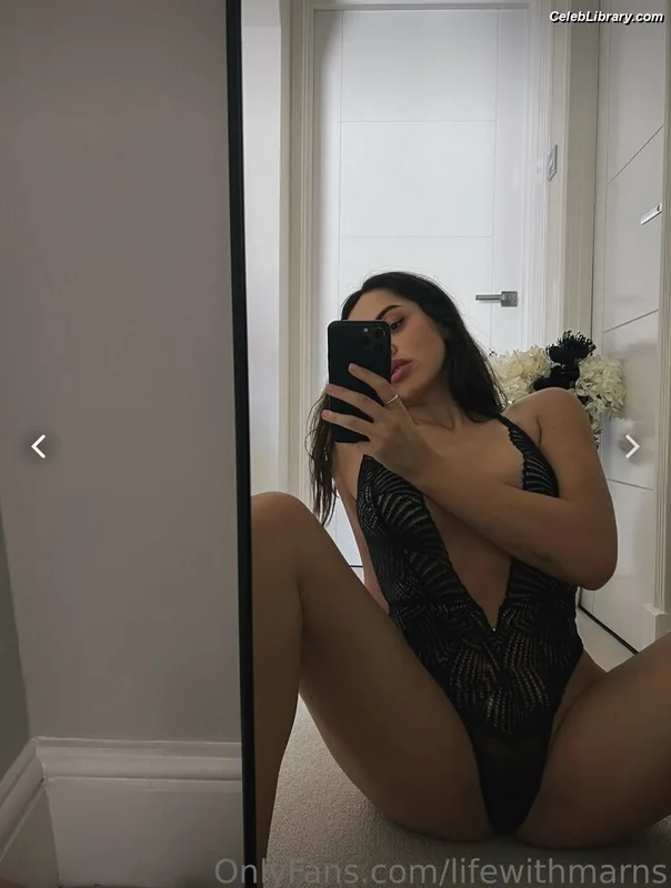 Marnie Simpson photo 18 of 661