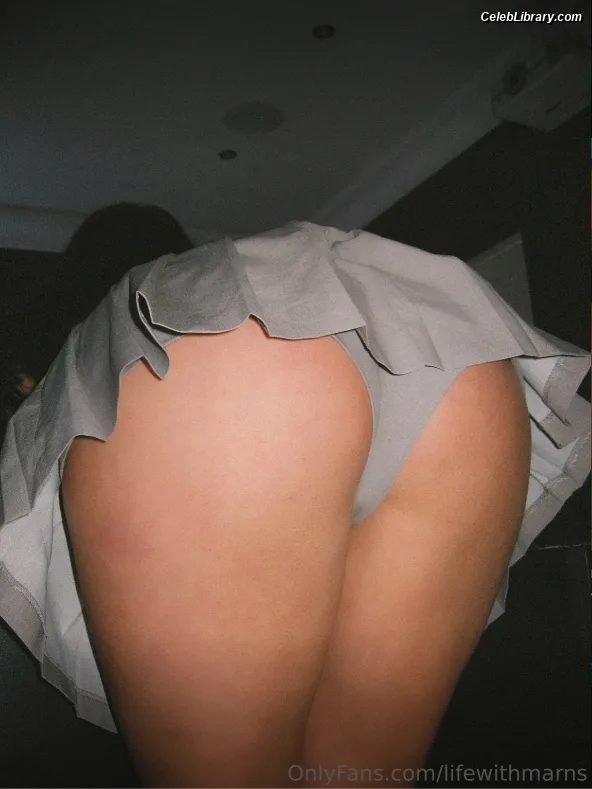 Marnie Simpson photo 5 of 661