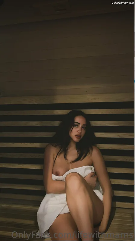 Marnie Simpson photo 5 of 661