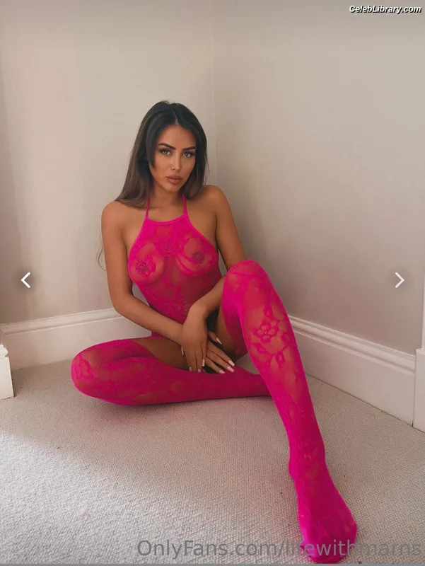 Marnie Simpson photo 24 of 661