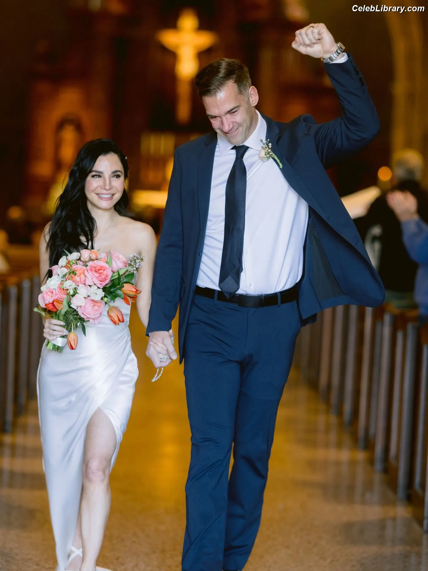 Martha Higareda photo 16 of 77