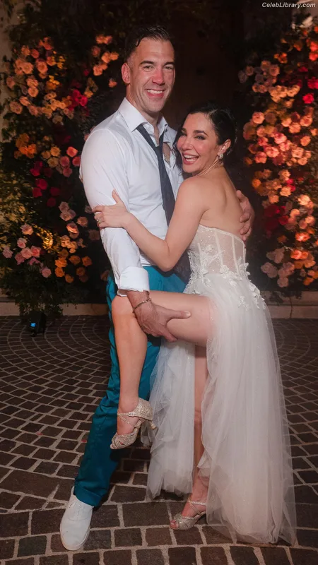 Martha Higareda photo 9 of 78