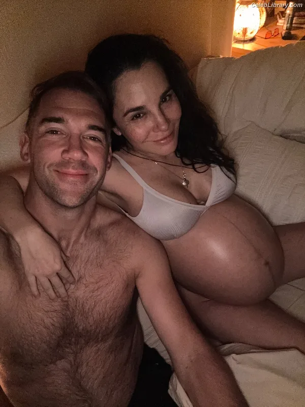 Martha Higareda photo 13 of 78