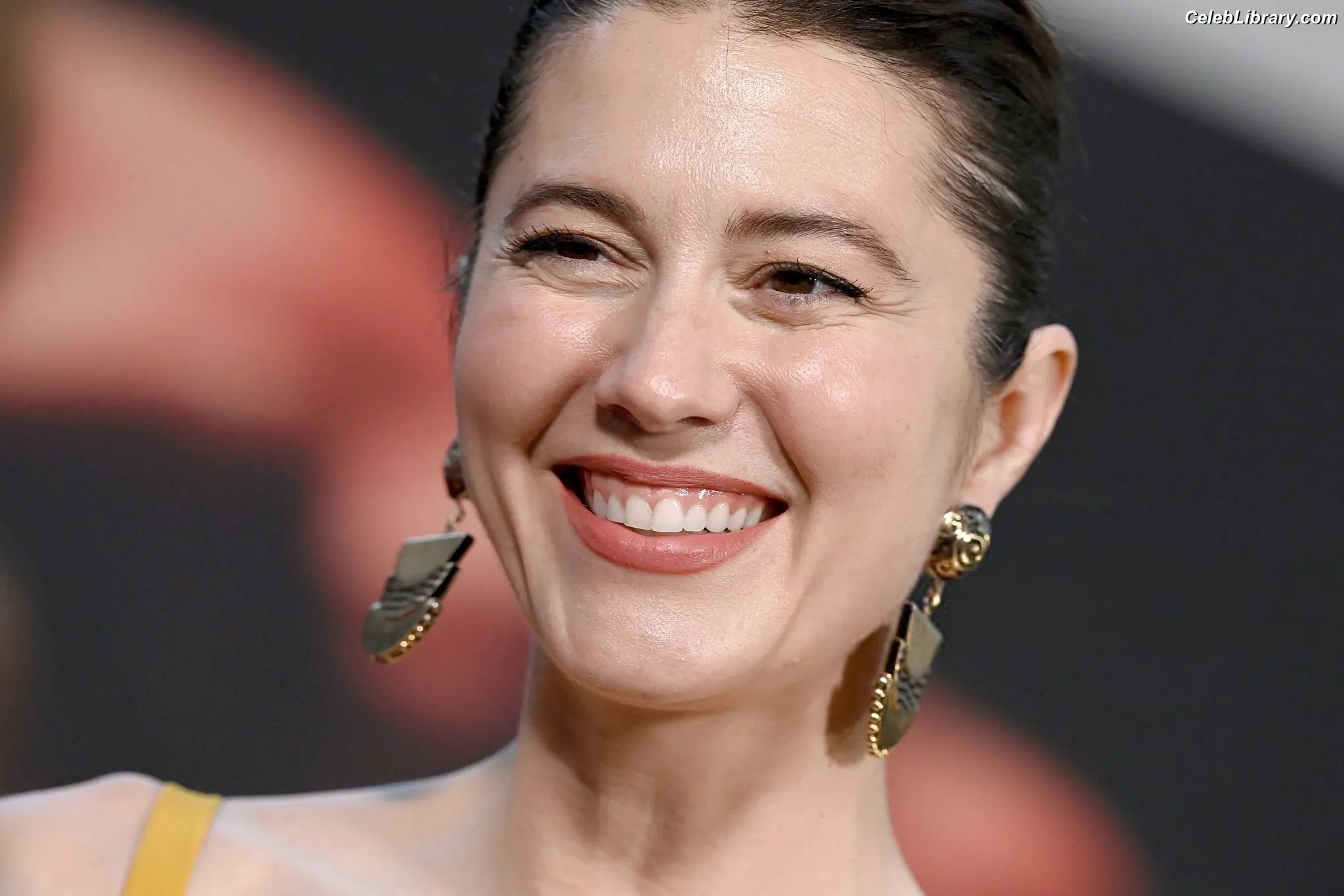 Mary Elizabeth Winstead photo 15 of 286