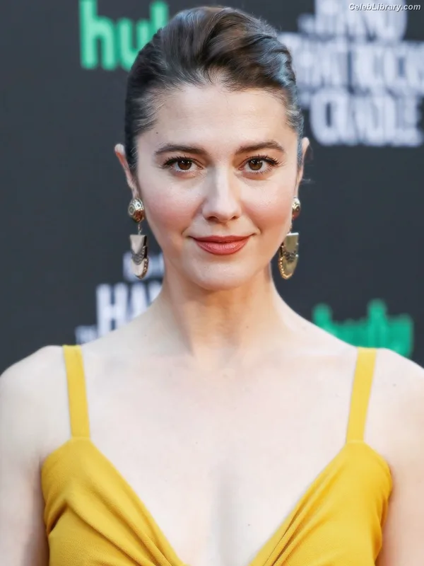Mary Elizabeth Winstead photo 2 of 285