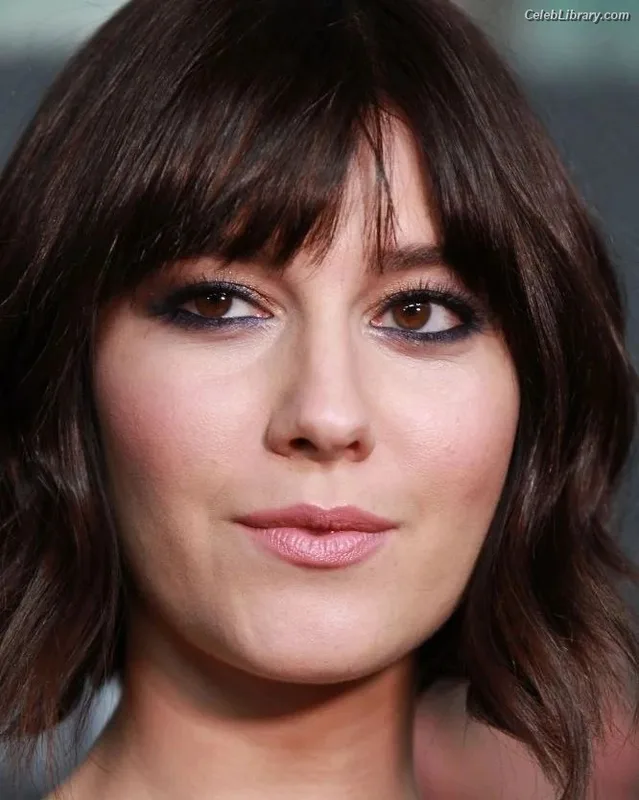 Mary Elizabeth Winstead photo 17 of 285