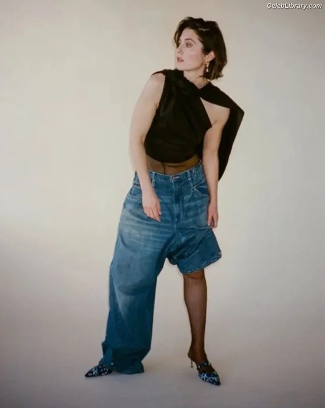Mary Elizabeth Winstead photo 9 of 285