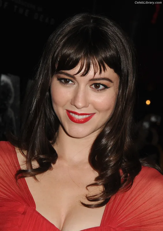 Mary Elizabeth Winstead photo 17 of 285