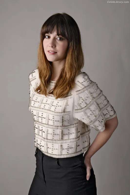 Mary Elizabeth Winstead photo 17 of 285