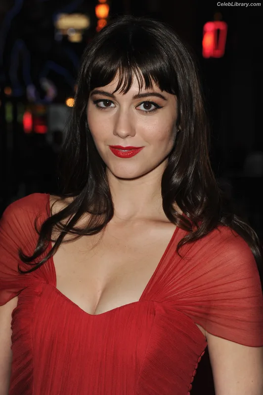 Mary Elizabeth Winstead photo 9 of 285
