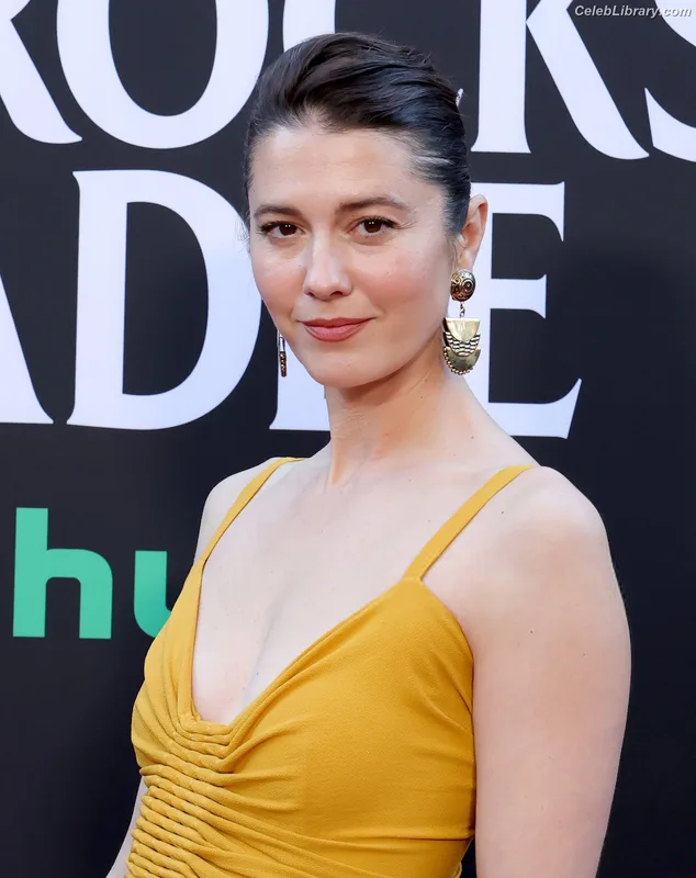 Mary Elizabeth Winstead photo 8 of 285