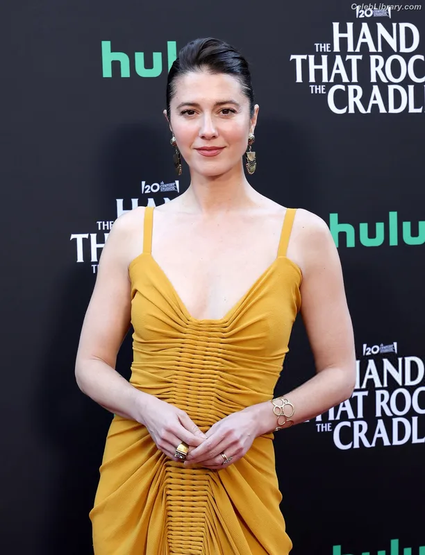 Mary Elizabeth Winstead photo 11 of 285