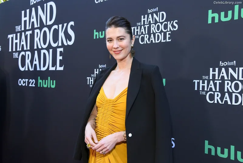 Mary Elizabeth Winstead photo 22 of 285