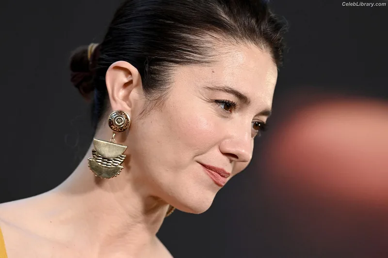 Mary Elizabeth Winstead photo 8 of 285