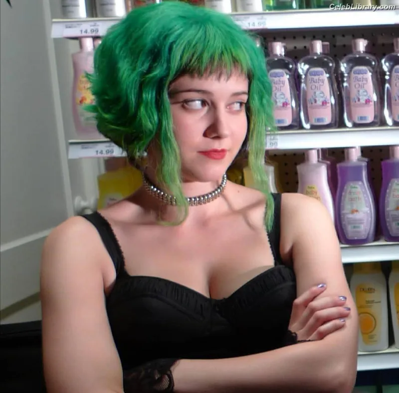Mary Elizabeth Winstead photo 8 of 285