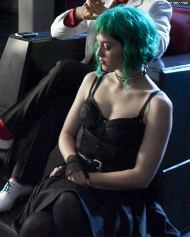 Mary Elizabeth Winstead photo 6 of 285