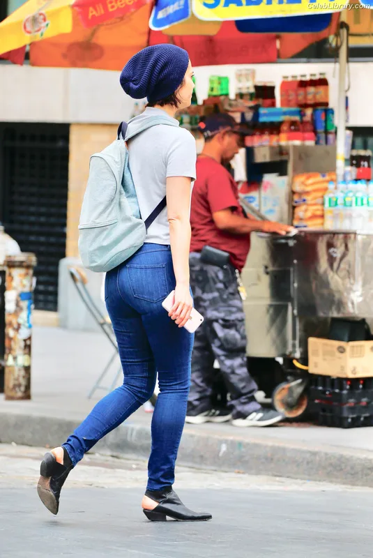 Mary Elizabeth Winstead photo 21 of 285