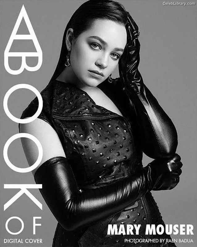 Mary Mouser photo 11 of 121