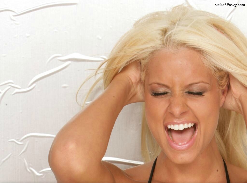 Maryse photo 11 of 1532