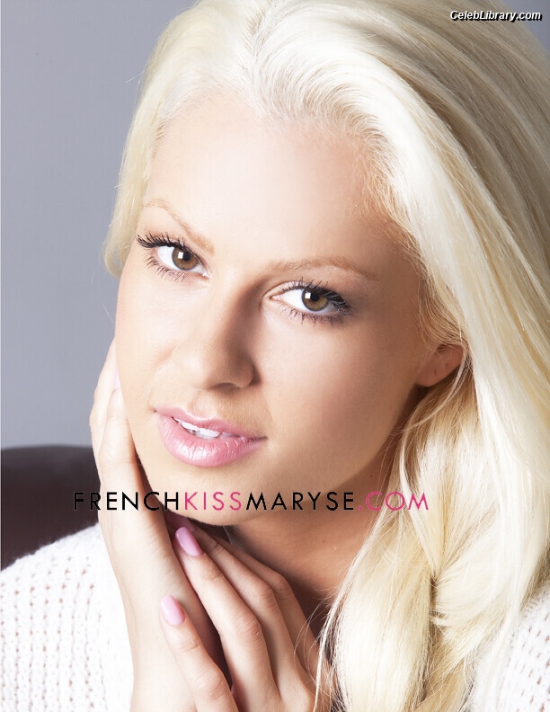 Maryse photo 16 of 1532