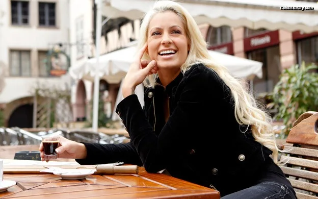 Maryse photo 11 of 1532