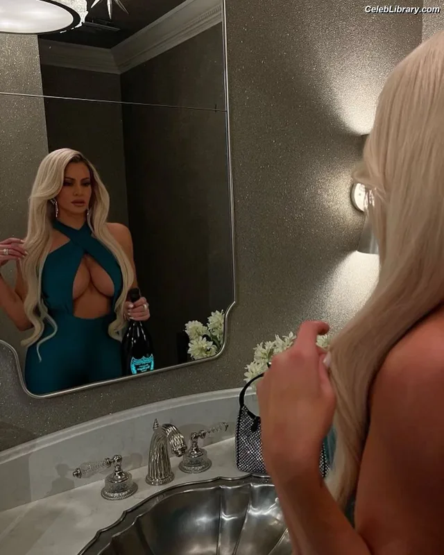 Maryse photo 16 of 1532