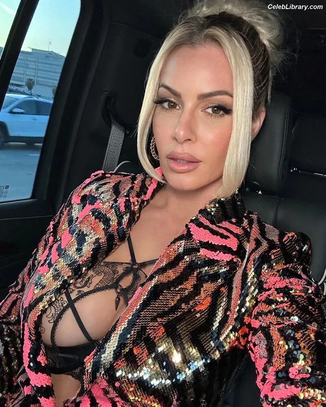 Maryse photo 23 of 1532