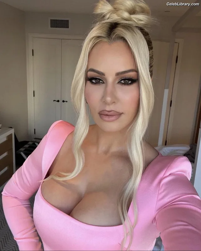 Maryse photo 1 of 1532