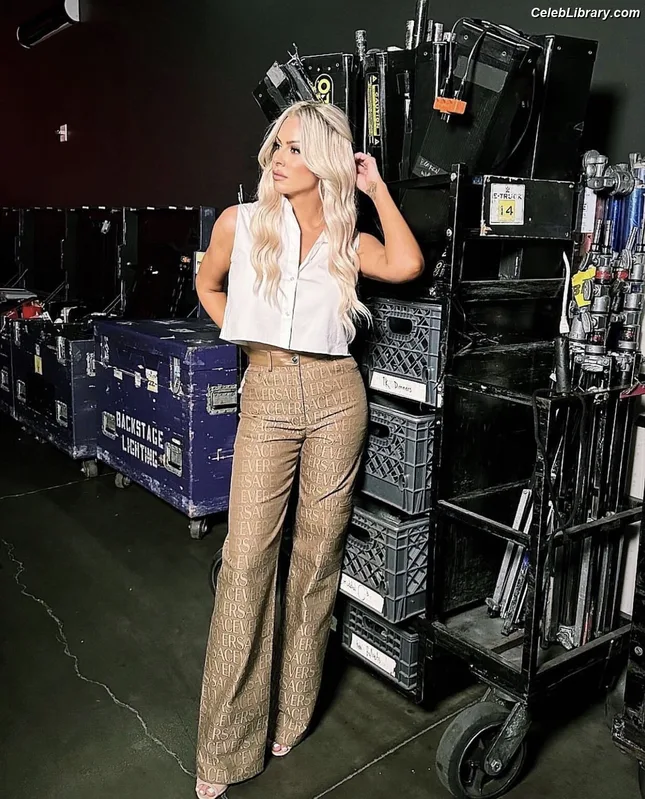 Maryse photo 13 of 1532