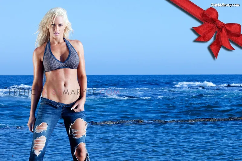 Maryse photo 3 of 1532