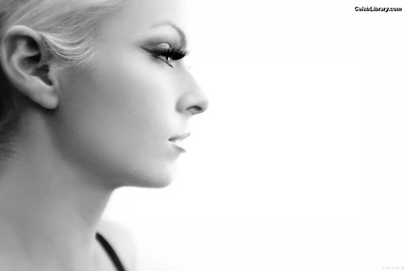 Maryse photo 22 of 1532