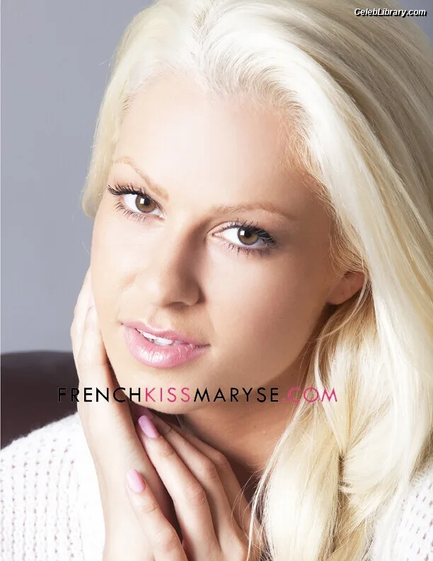 Maryse photo 20 of 1532