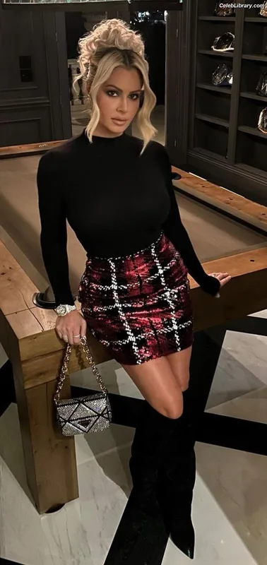 Maryse photo 15 of 1532
