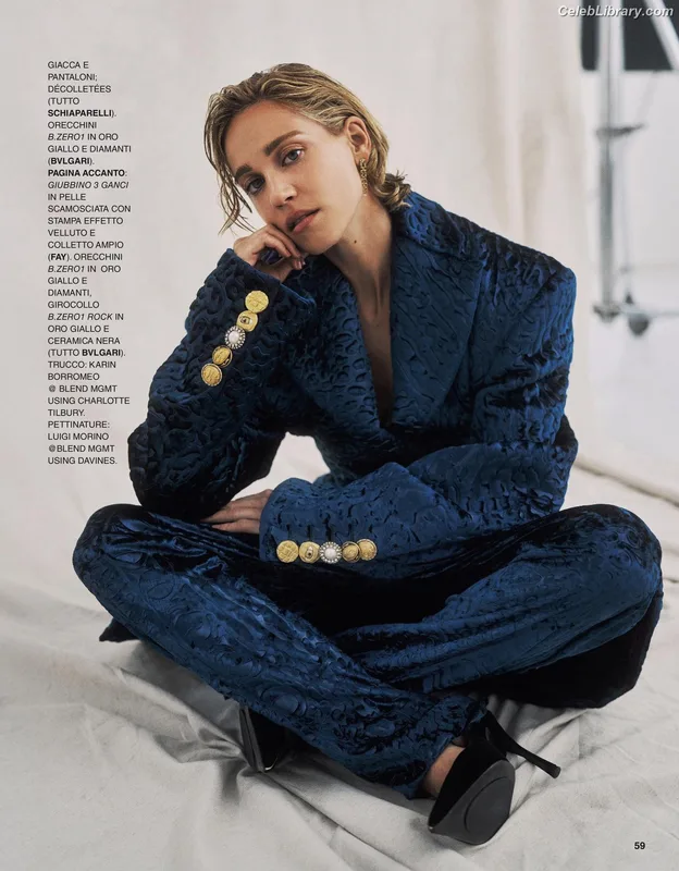 Matilda Lutz photo 2 of 29