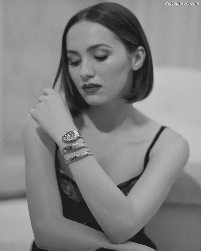 Maude Apatow photo 7 of 243