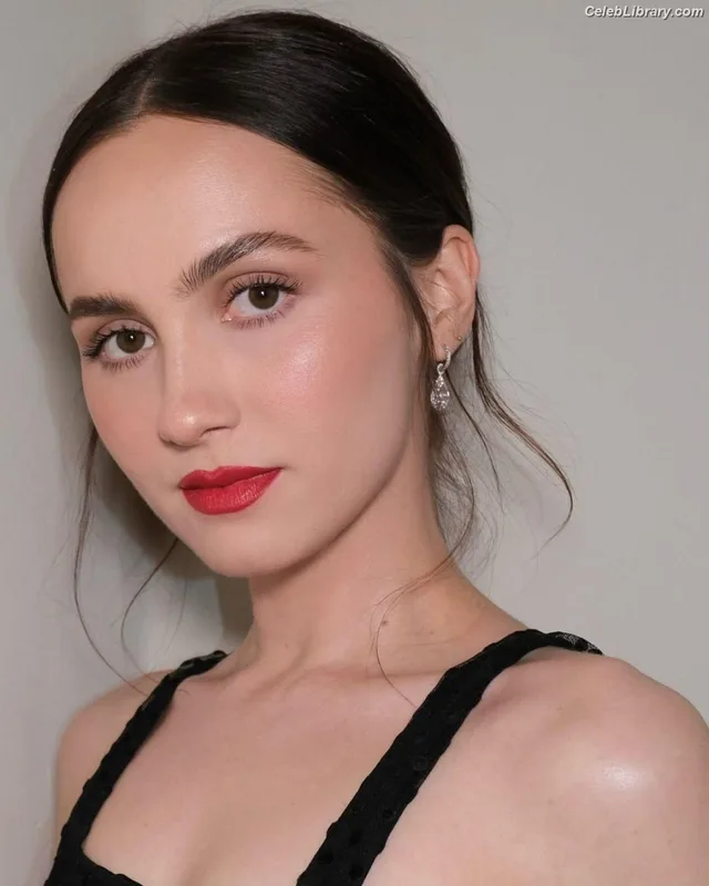 Maude Apatow photo 23 of 243
