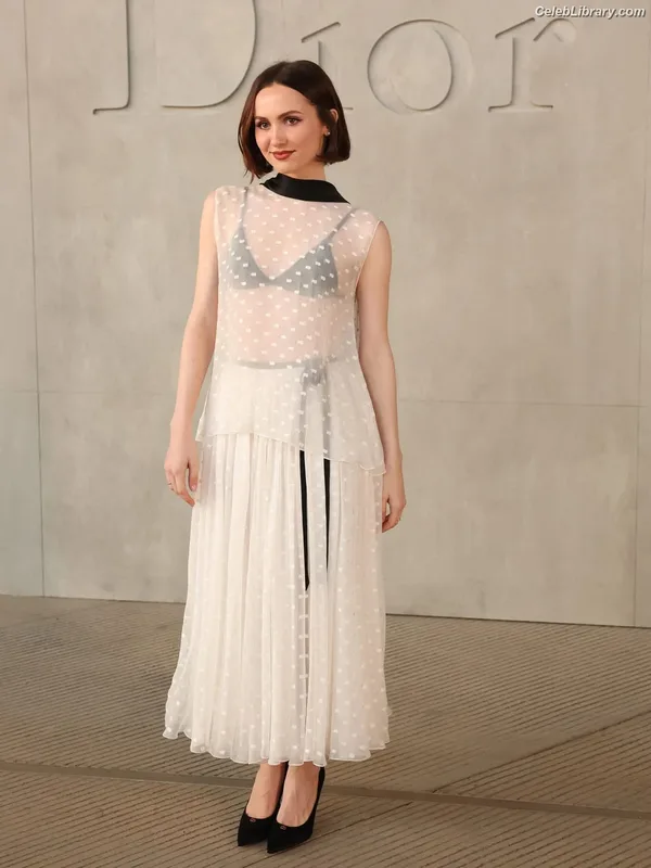 Maude Apatow photo 14 of 243