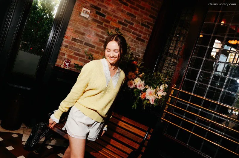 Maude Apatow photo 20 of 243