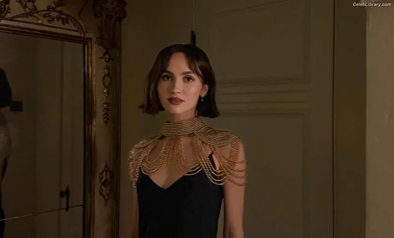 Maude Apatow photo 23 of 243