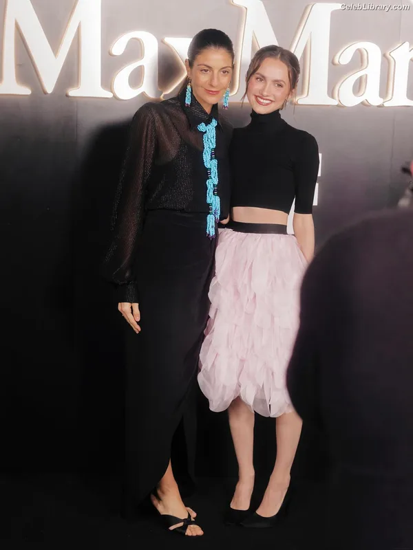 Maude Apatow photo 4 of 243