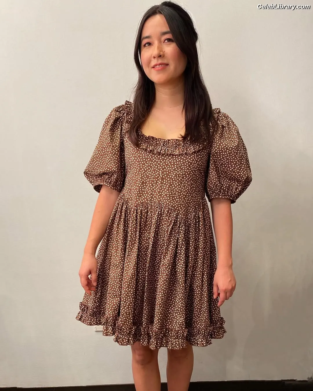 Maya Erskine photo 20 of 28