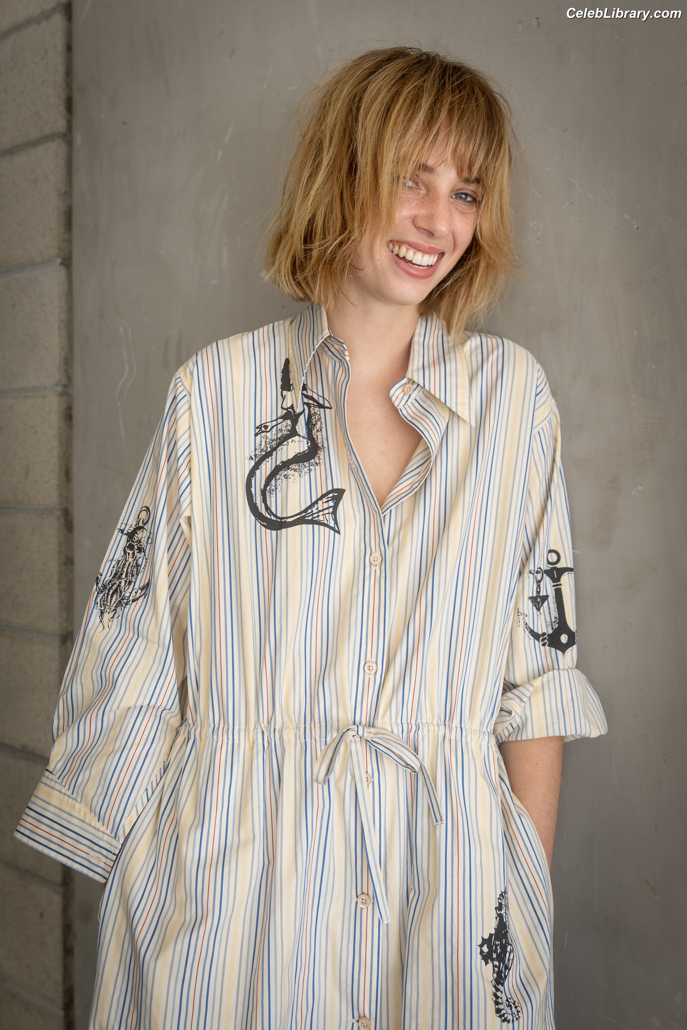 Maya Hawke photo 18 of 851