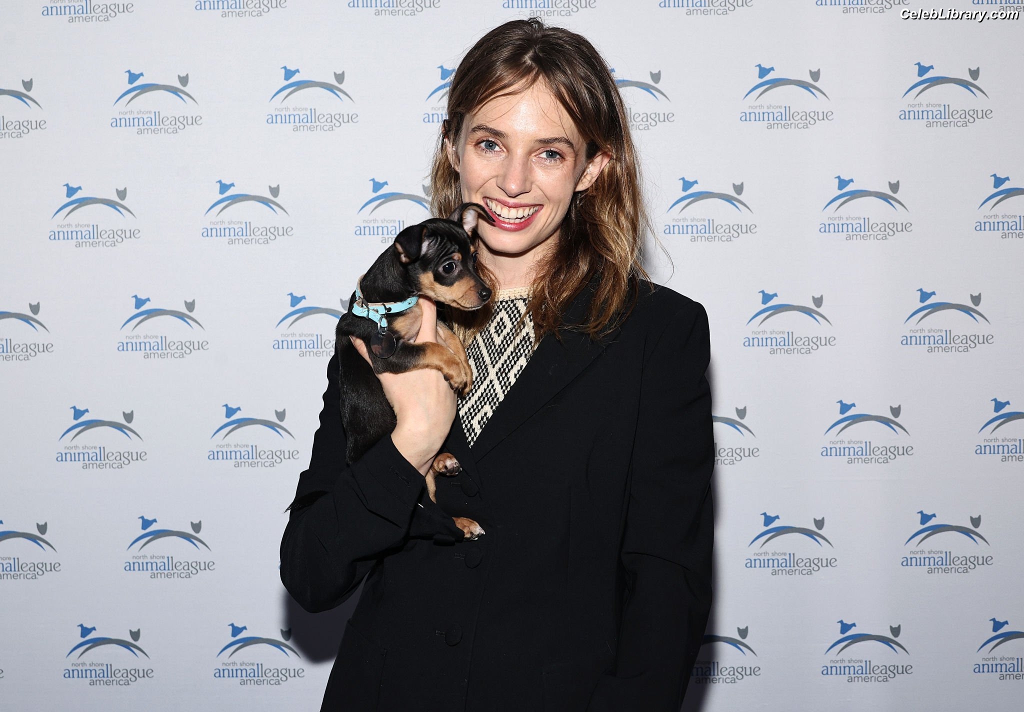 Maya Hawke photo 23 of 851