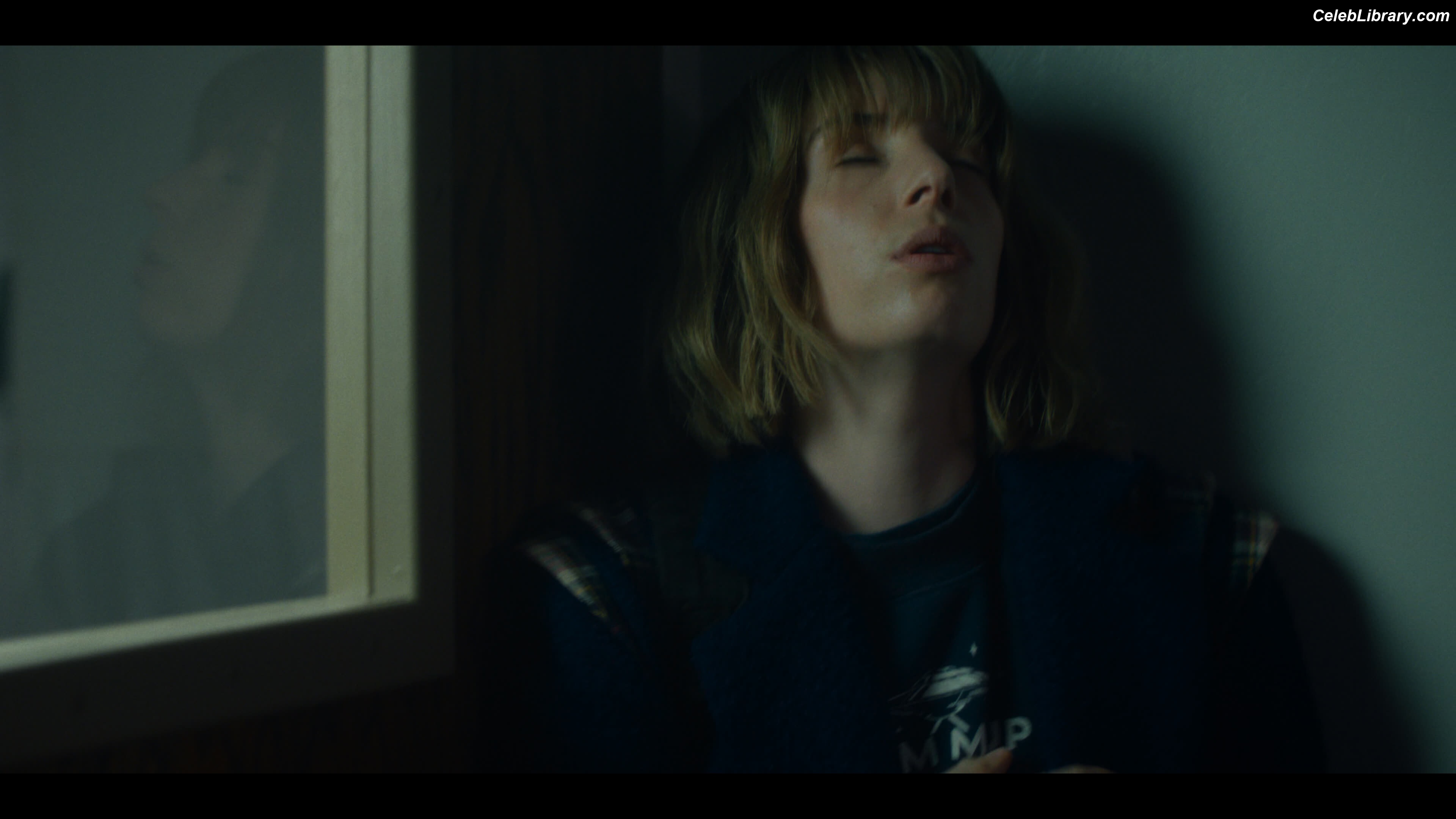 Maya Hawke photo 19 of 851