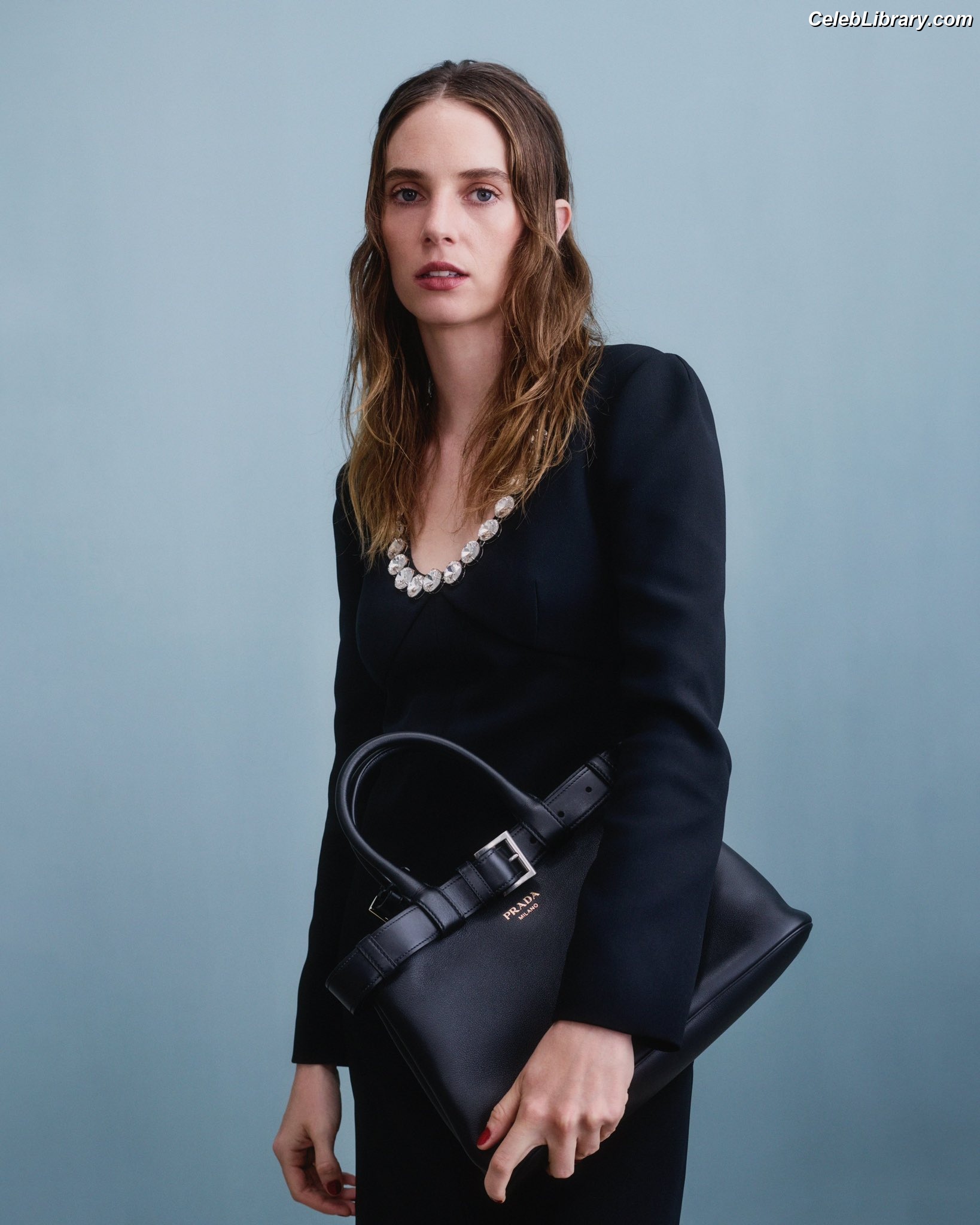 Maya Hawke photo 24 of 851